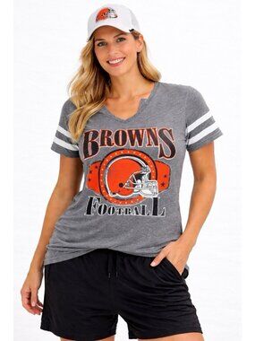 Cleveland Browns CSA  Womens  T Shirt  Short Sleeves Size Large NWT